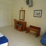 Corfu Sea Gardens Hotell 3*